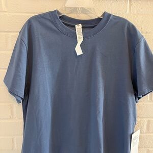 lululemon Relaxed-Fit  Blue Short Sleeve Tee (nwt)